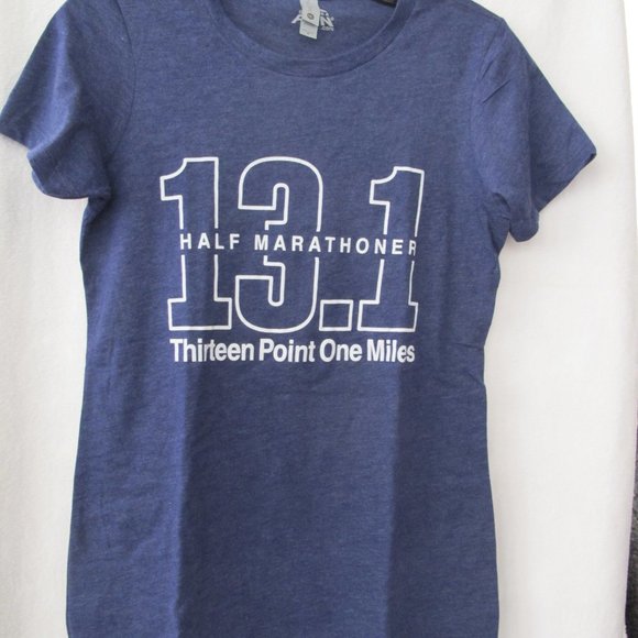NEW 13.1 Half Marathon Women's T-shirt - Picture 2 of 10